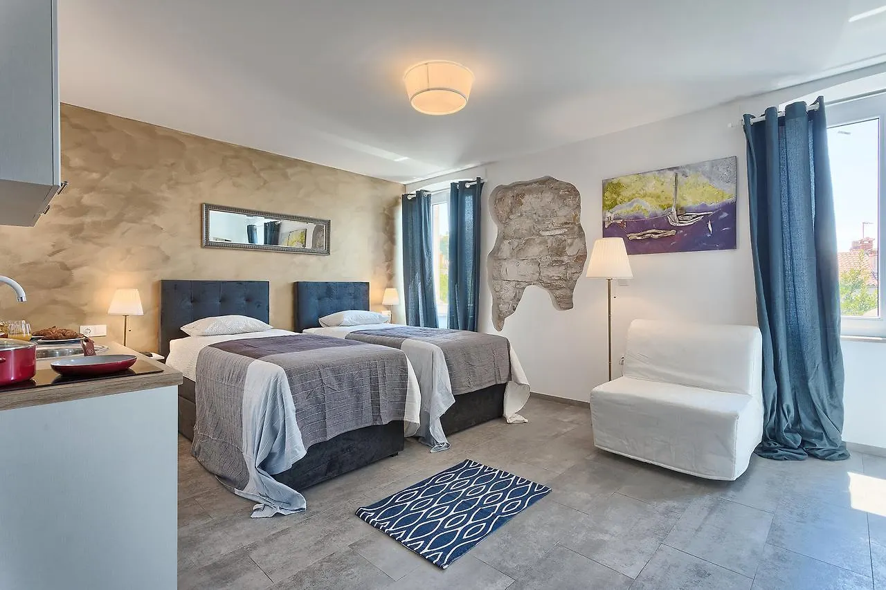 Luxury Flats In City Centre Pola