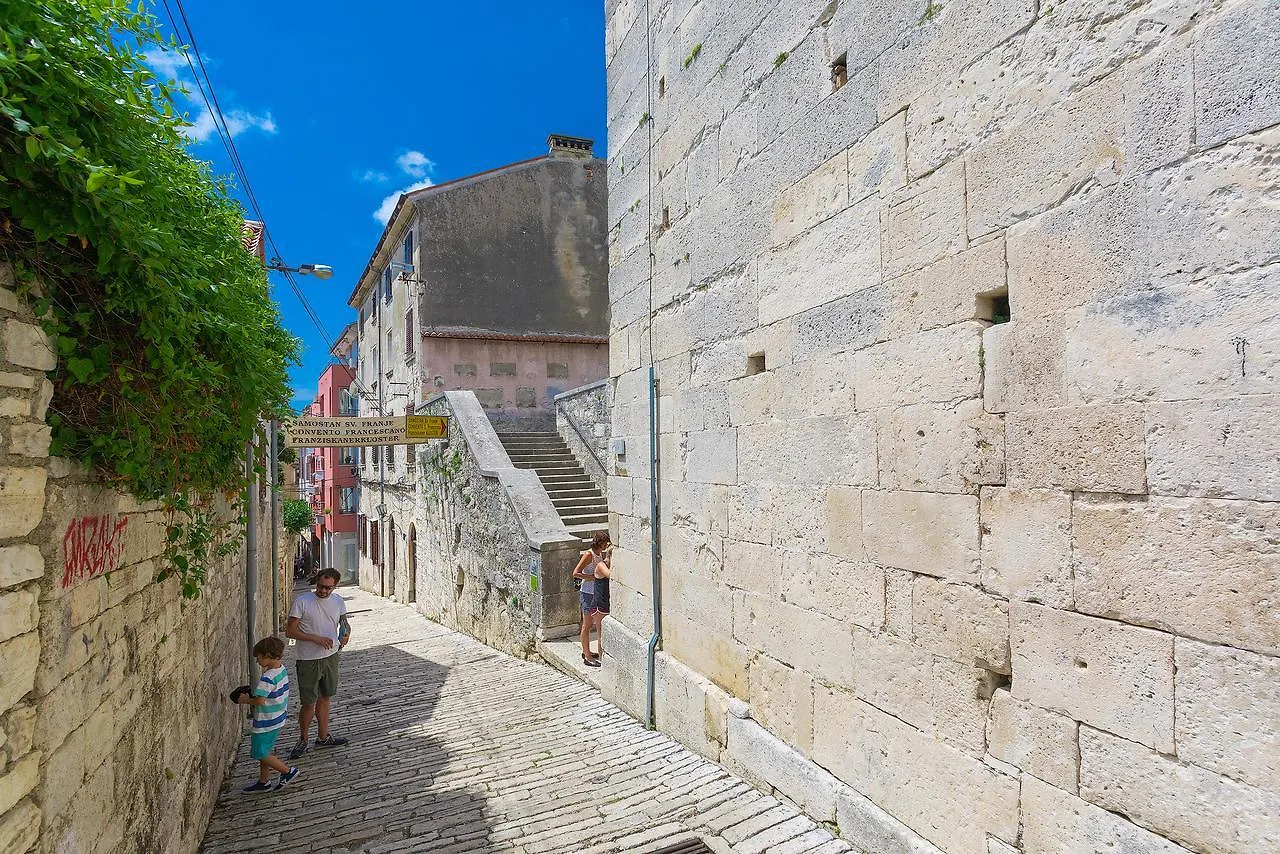 Affittacamere Luxury Flats In City Centre Pola
