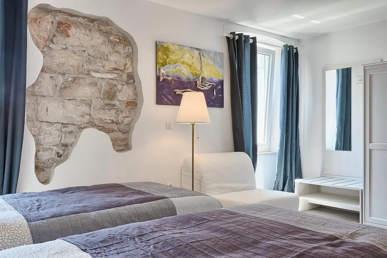 Guest house Luxury Flats In City Centre Pula