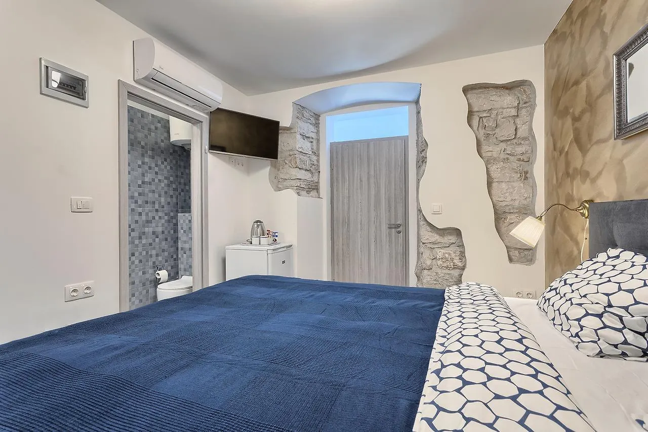 Luxury Flats In City Centre Pula Guest house