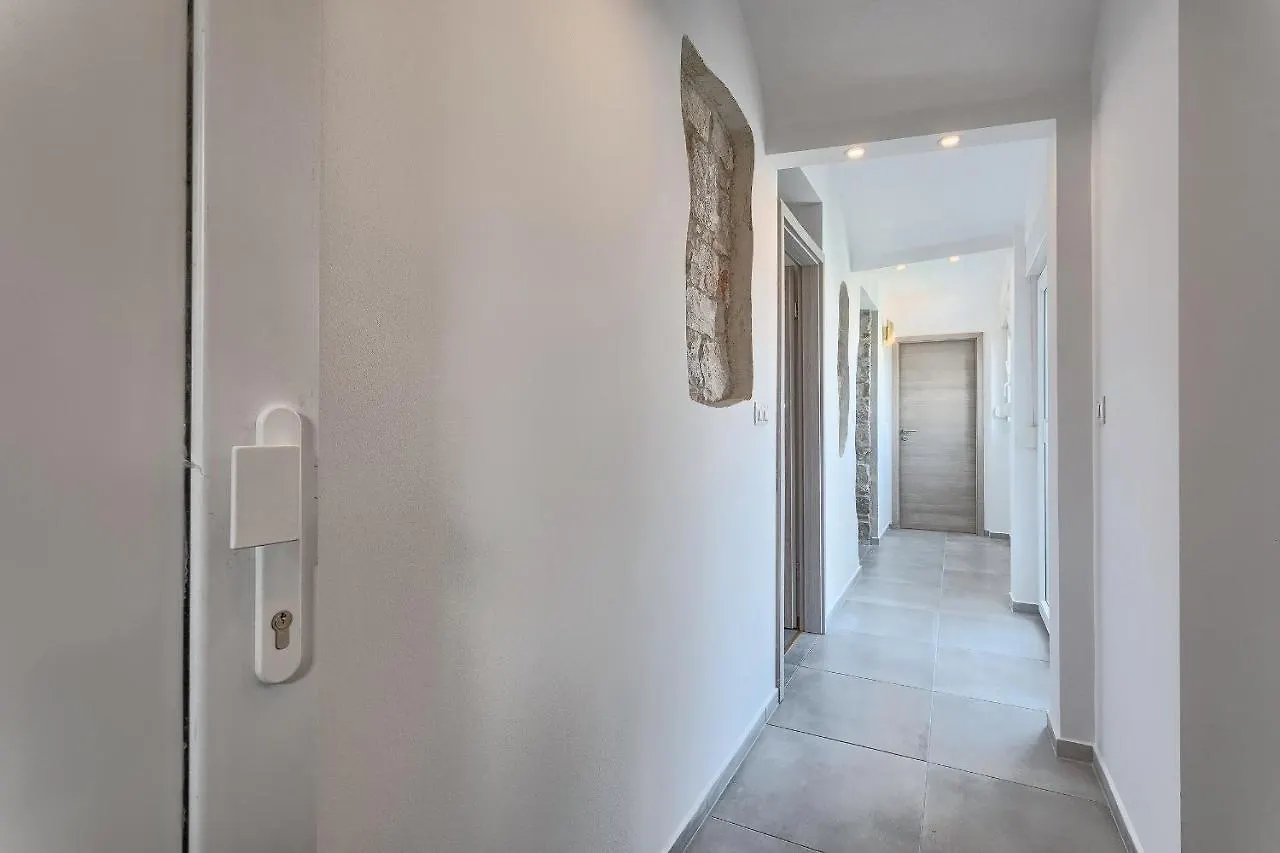 Luxury Flats In City Centre Pula Guest house