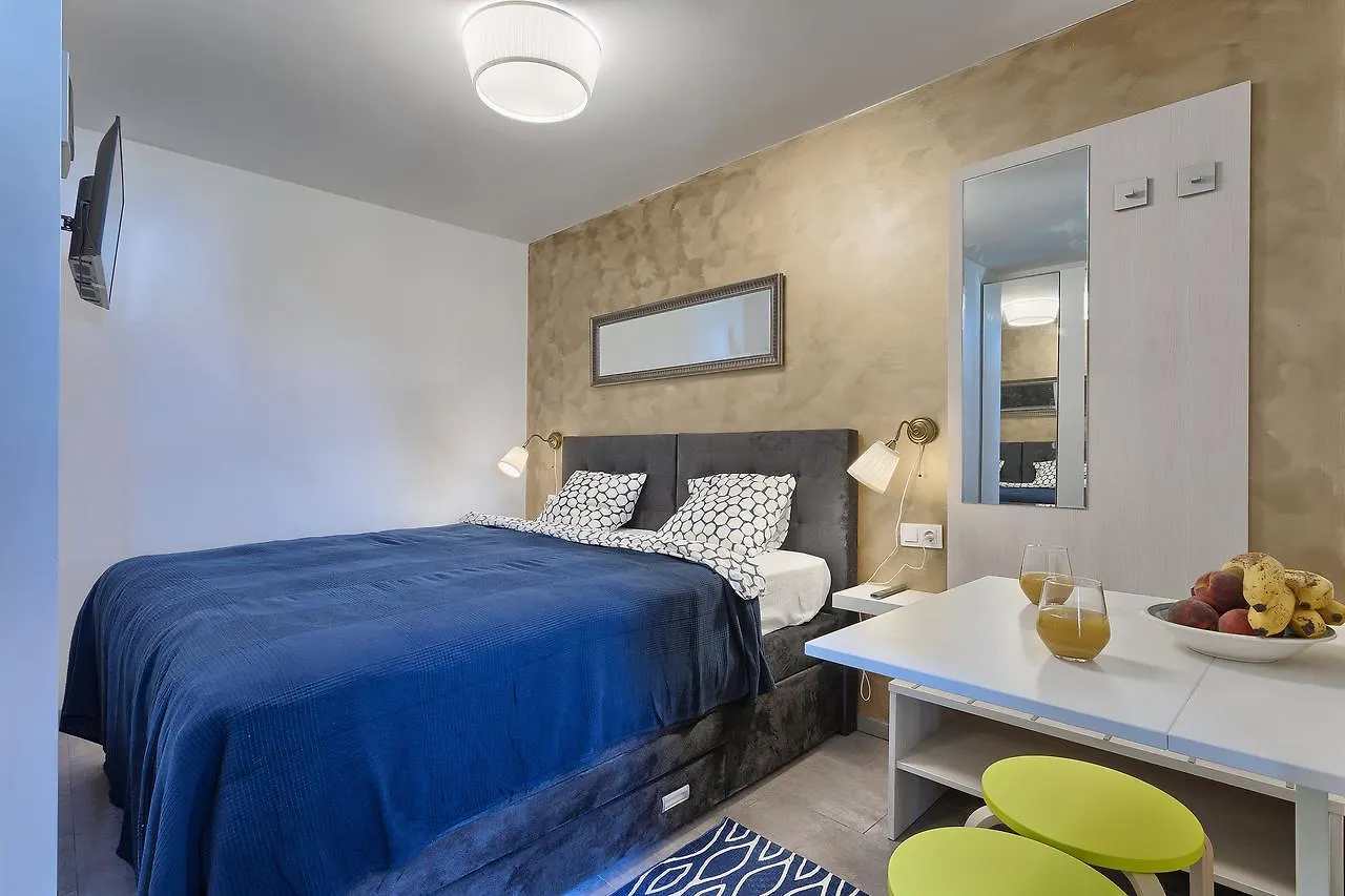 Luxury Flats In City Centre Pula