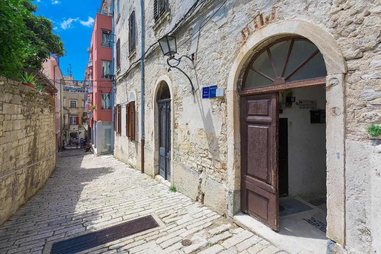 Luxury Flats In City Centre Pula Guest house