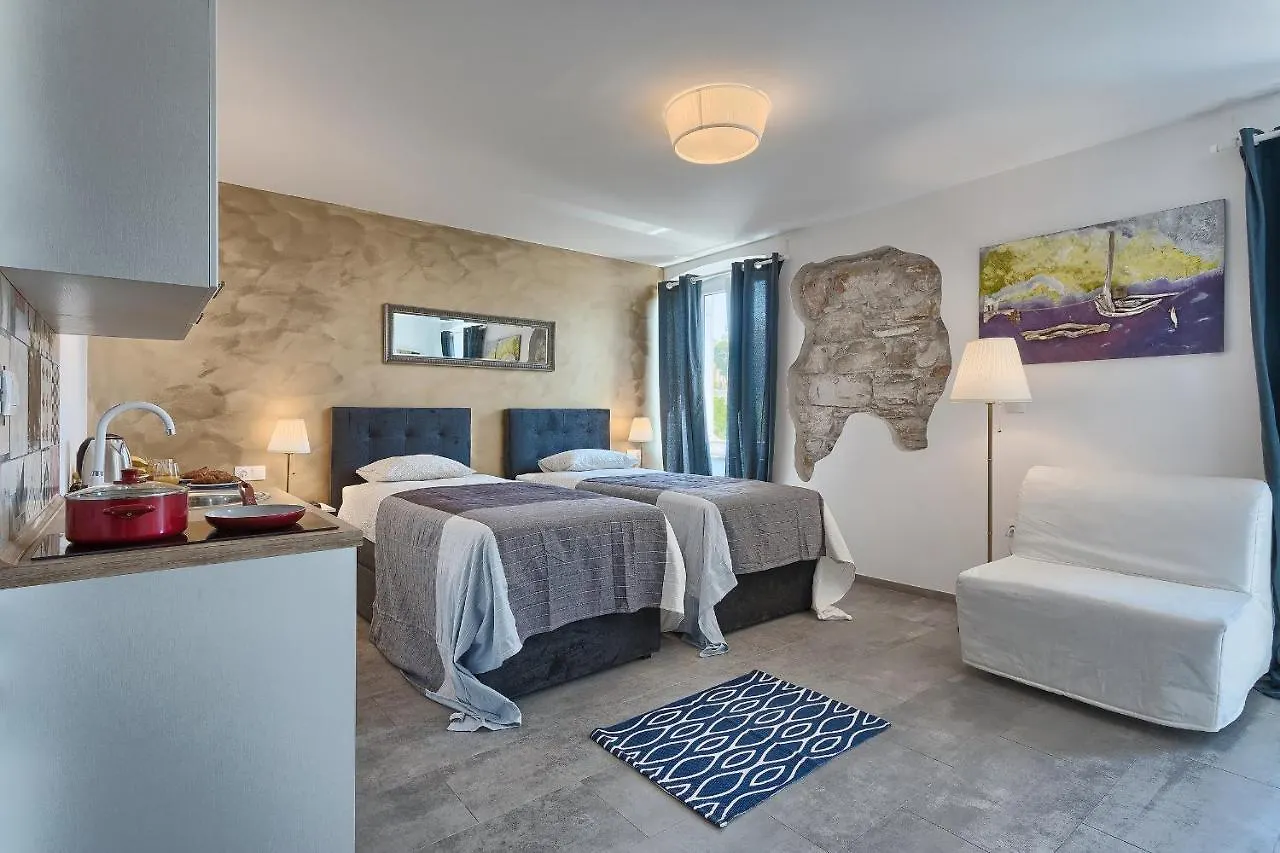 Guest house Luxury Flats In City Centre Pula
